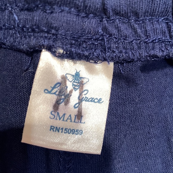 Lily Grace cotton short, size Small - Picture 3 of 3